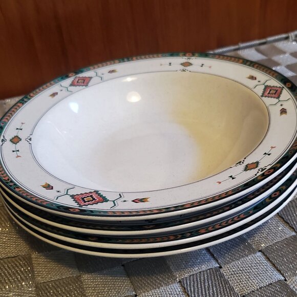 Mikasa Studio Nova Adirondack Rim Soup Bowls Set of 4 - Picture 1 of 4